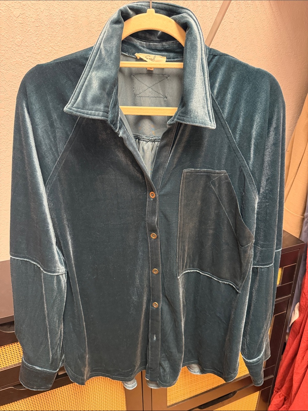 easel Velvet Button-Down Shirt in Teal Green